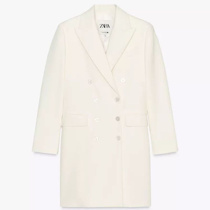 abrigos atemporales clave para esta temporada Zara ABRIGO LEVITA ZW COLLECTION referencia 2411/319/251