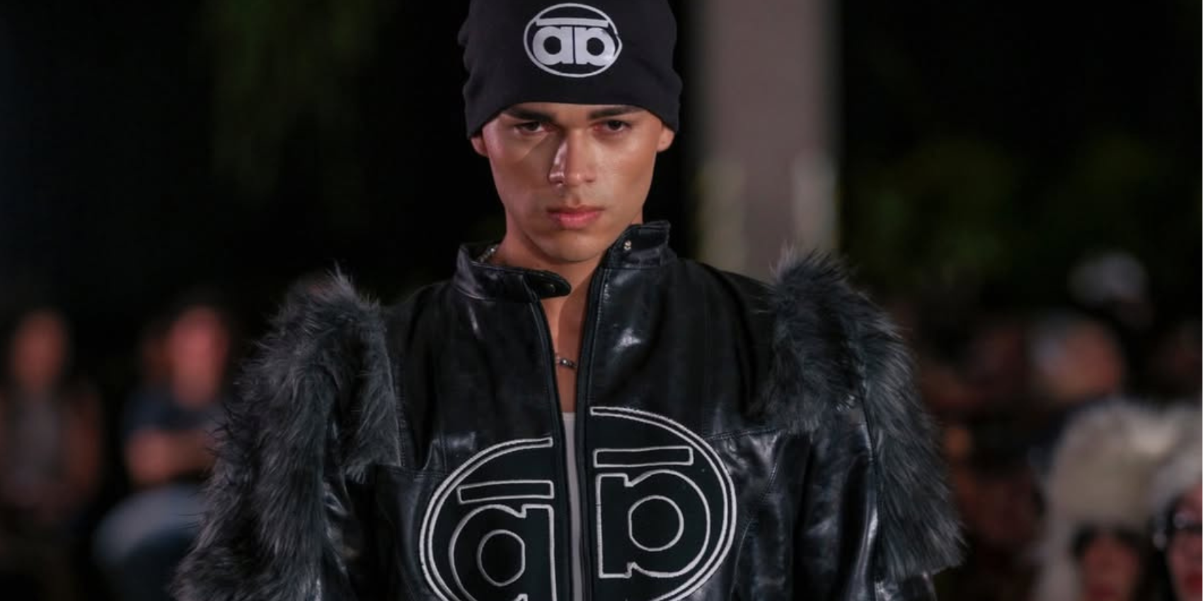 Diseñador local presenta su colección en la pasarela Subterránea 2025 en Costa Rica